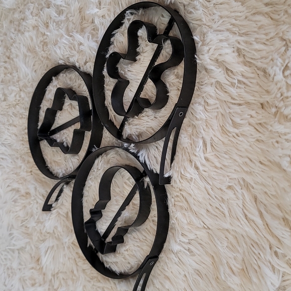 Williams Sonoma, Christmas, Heavy Metal Pancake Molds Set - Picture 6 of 6